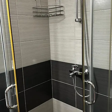 двустаен * Ahtopol