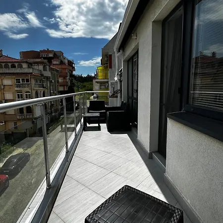 двустаен Apartament *