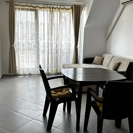 двустаен Apartament Ahtopol